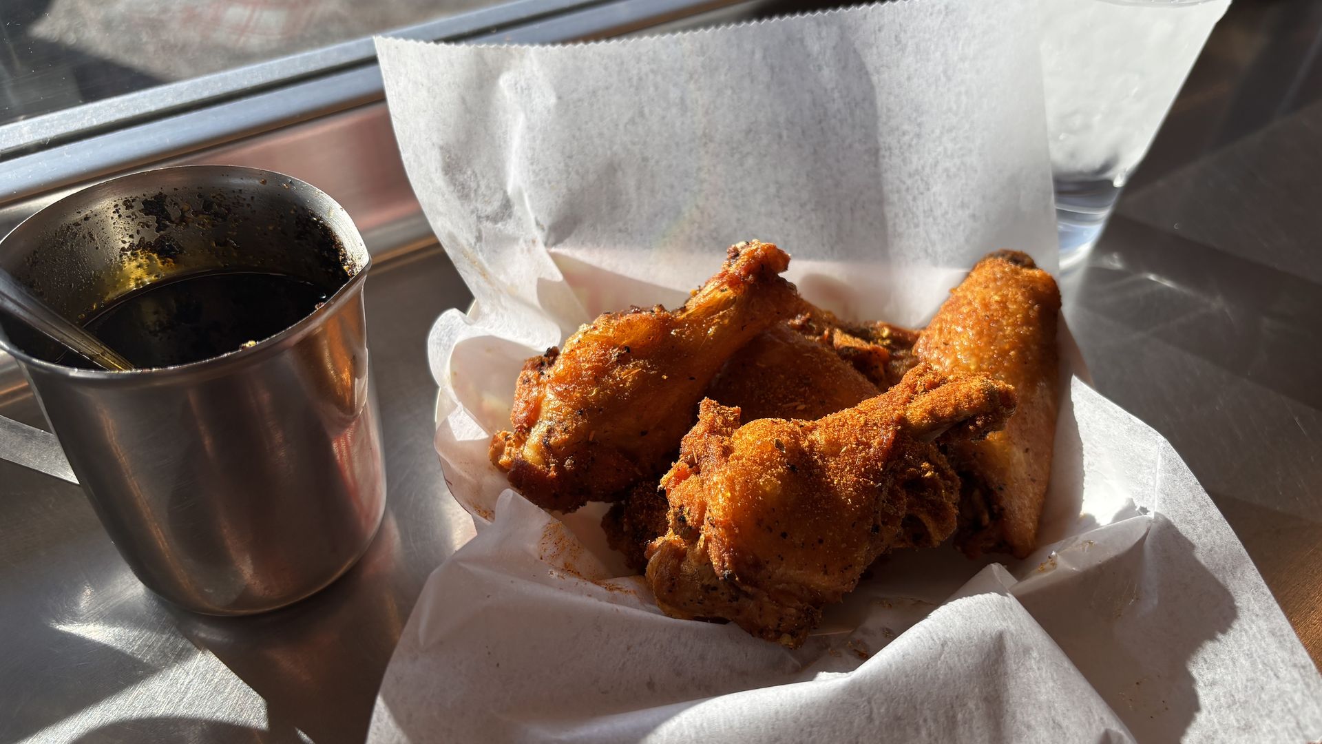 Dry rub chicken wings from O.W.L.