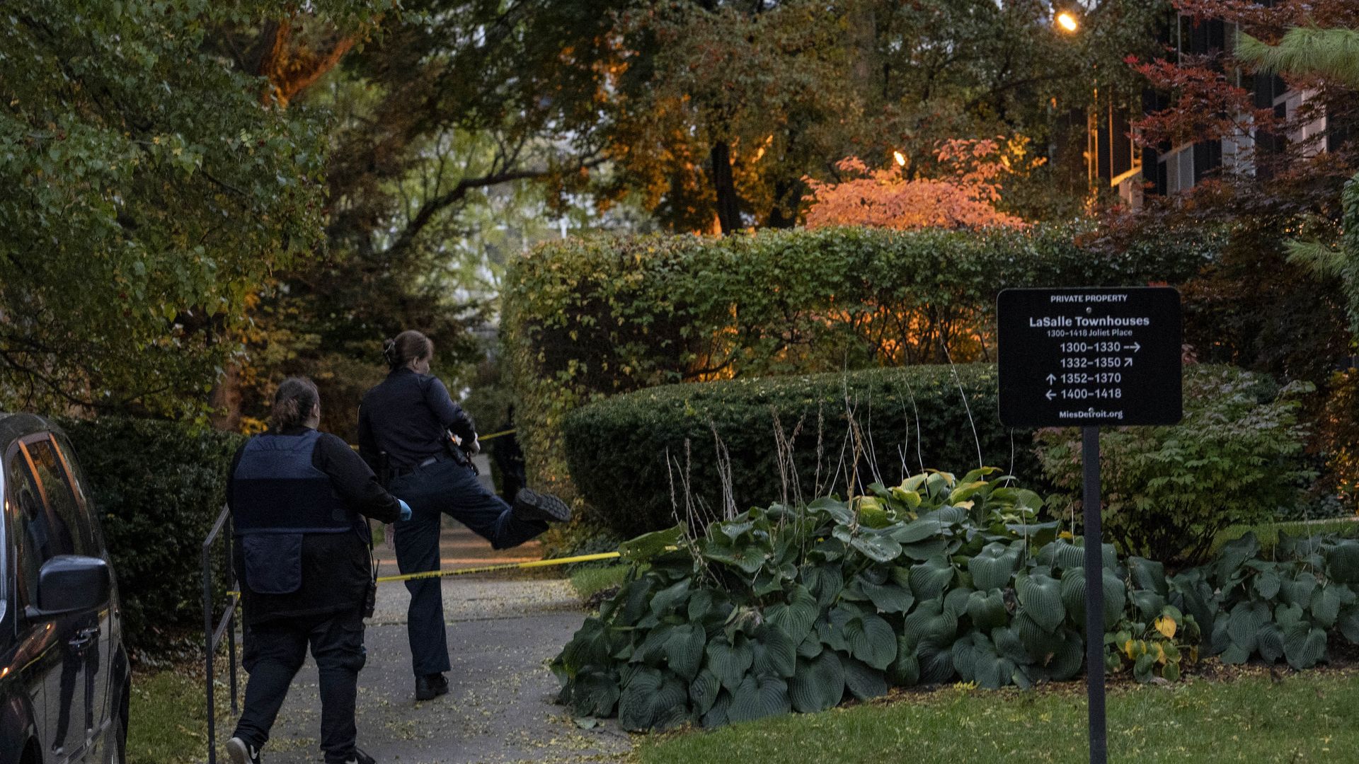 Detroit police investigate the area where Samantha Woll was found dead Saturday. Photo: Sarah Rice/AFP via Getty Images