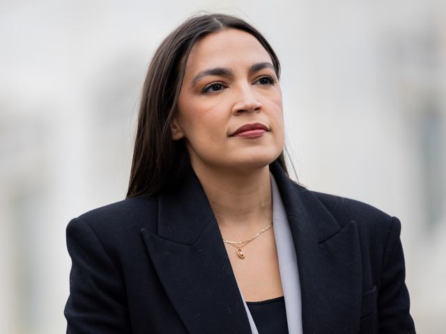 AOC expected to run for Dems' top Oversight Committee role
