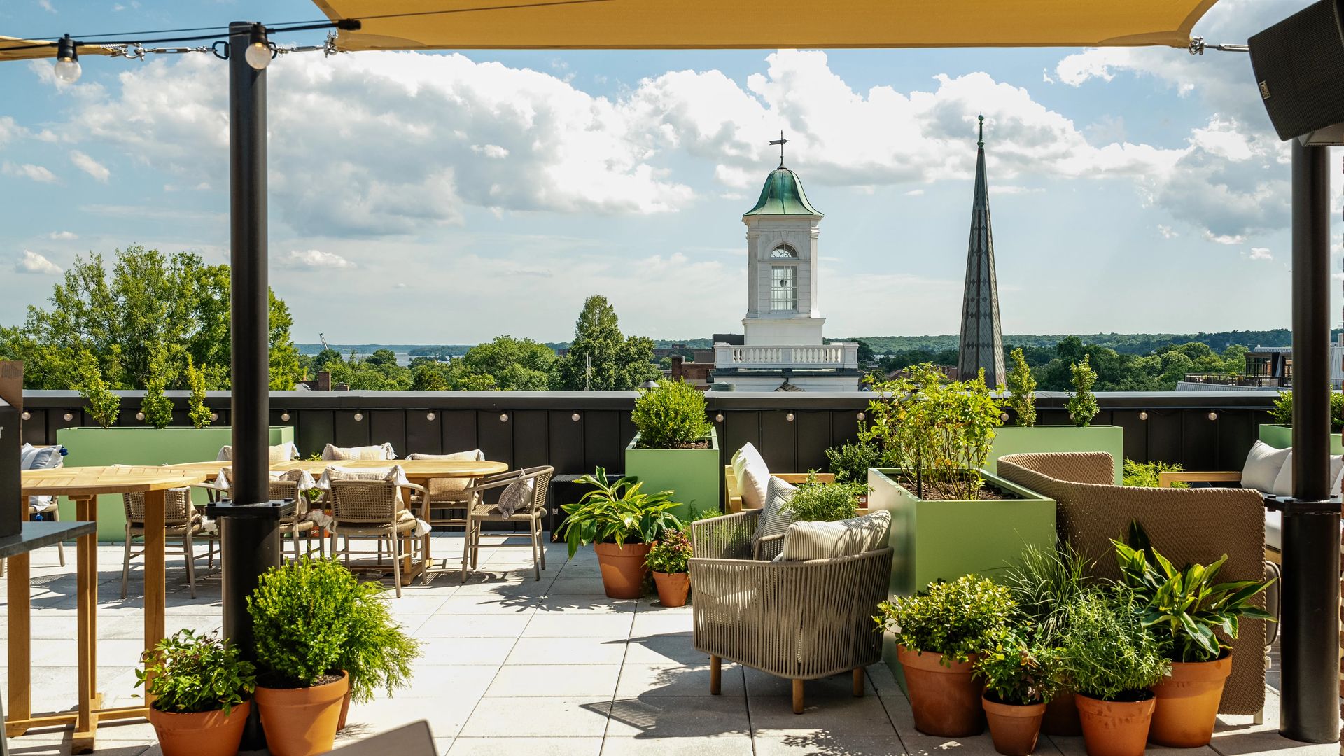 Good Fortune rooftop lounge. Photo: Courtesy of Hotel Heron