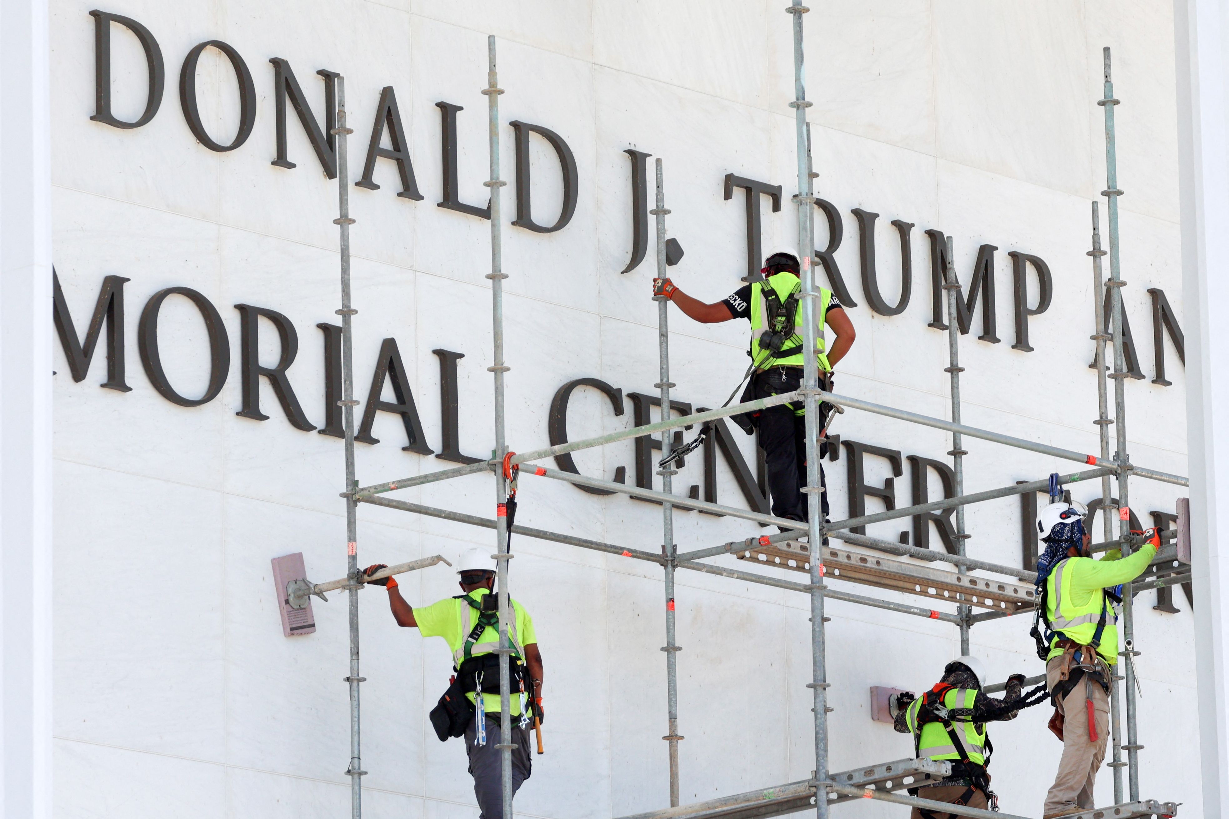 Workers erect scaffolding at the Kennedy Center this afternoon. Photo: Andrew Leyden/Bloomberg via Getty Images