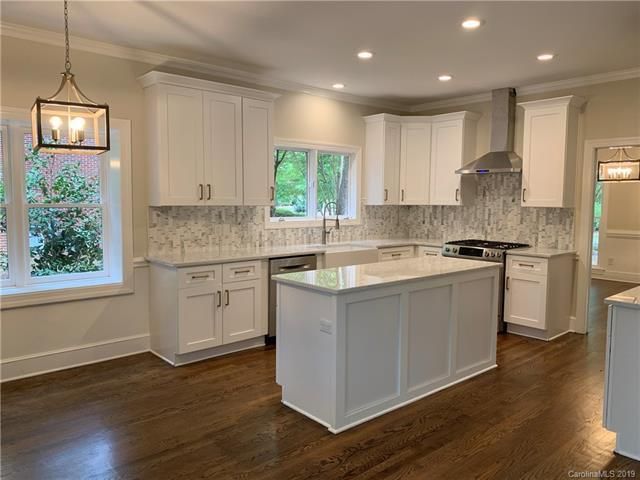 9516 Penshurst Trace kitchen