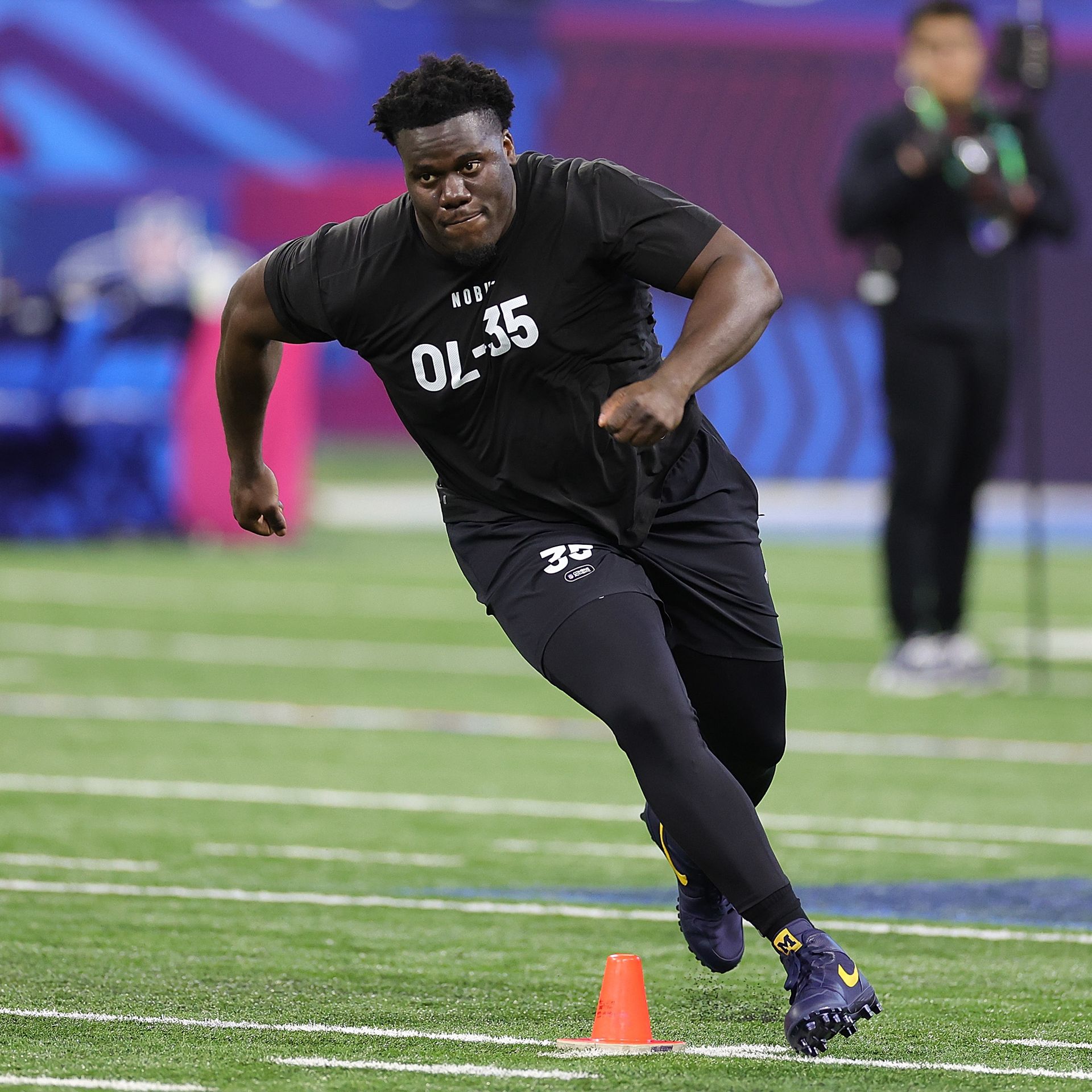 Olu Oluwatimi adds to 'toughness' theme of Seattle Seahawks' draft -  Maize&BlueReview