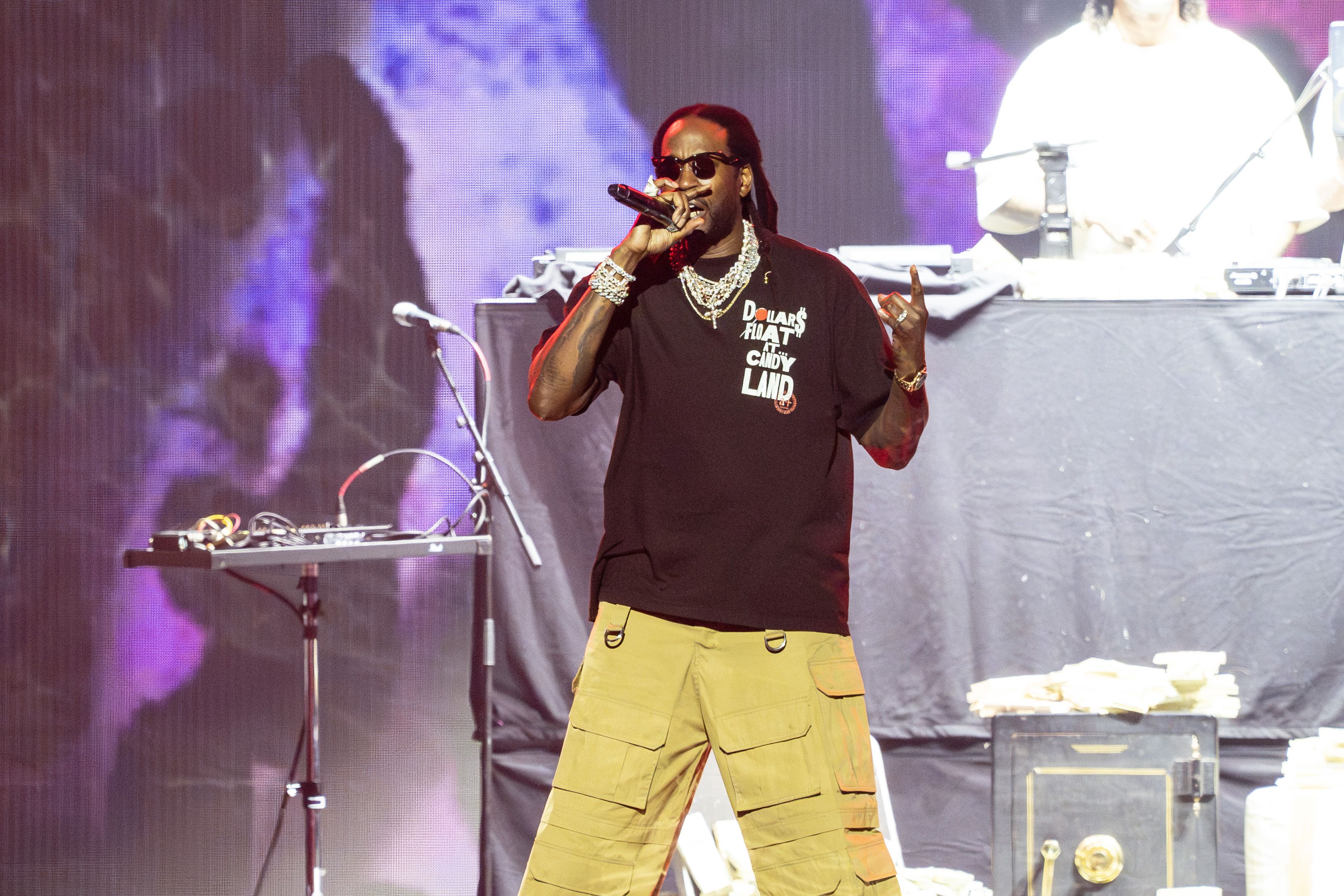 Photo shows 2 Chainz performing at Essence.