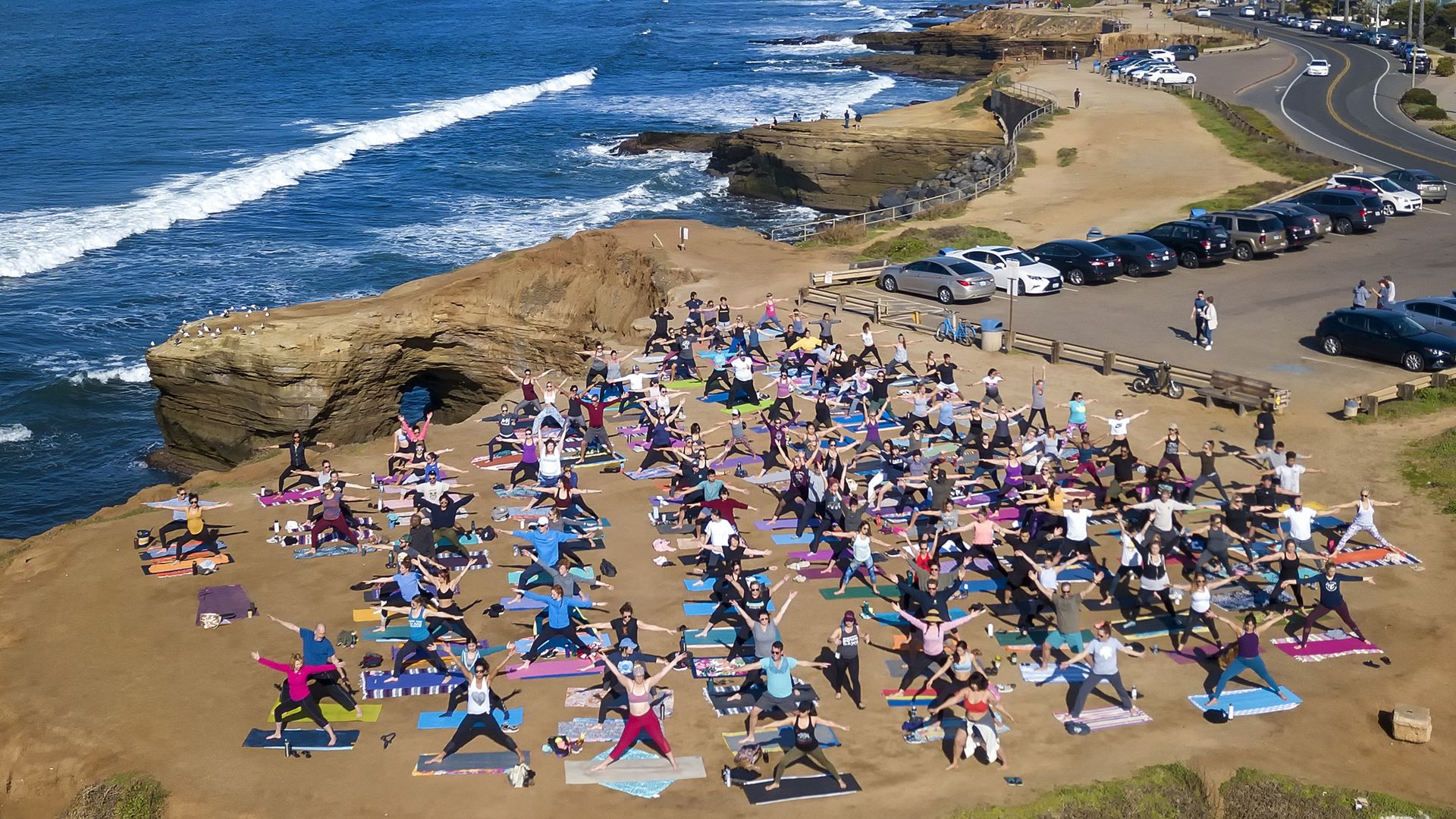 On Sunday morning, January 5th, 2020, Jackie Kowalik taught her beginners Vinyassa Flow yoga class at Sunset Cliffs Natural Park in Ocean Beach. Kowalik has been teaching the free yoga class to help those new to learning yoga, as well as to those who are very familiar to yoga workouts.