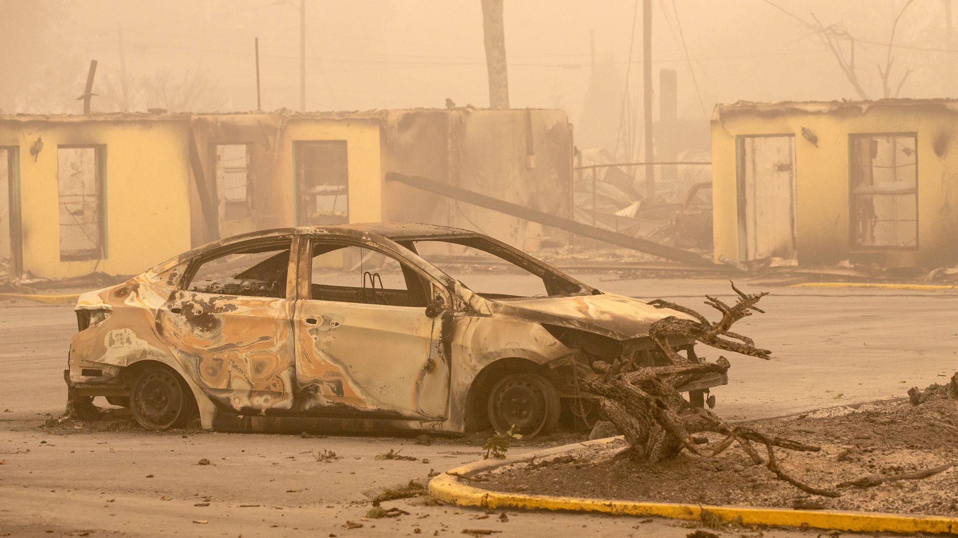 Photo of a burned-out car destroyed in an Oregon wildfire