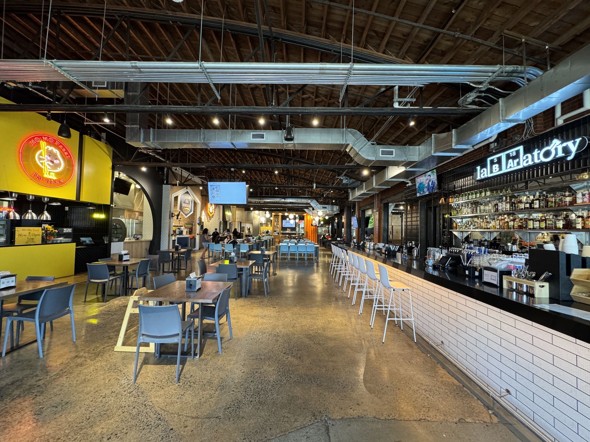 Urban District Market: Everything there is to eat, see and do