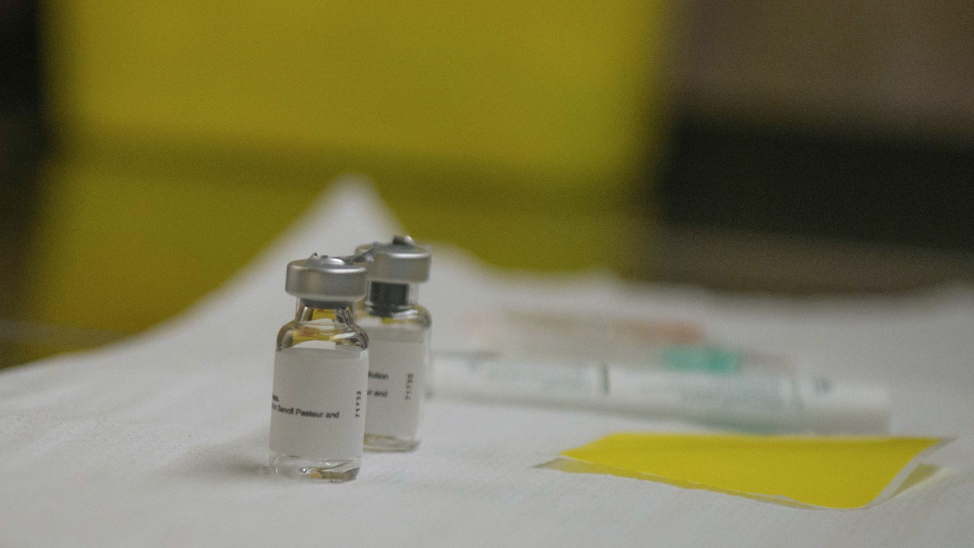 an experimental vaccine against the AIDS virus