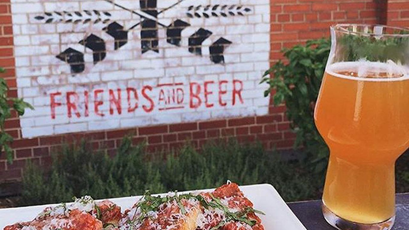 Enjoy a pairing of 4 courses + 5 beers at The Pizza Peel Plaza Midwood