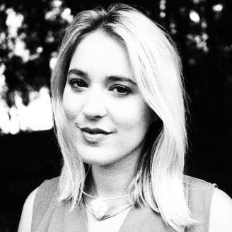 Lauren Blake - Axios