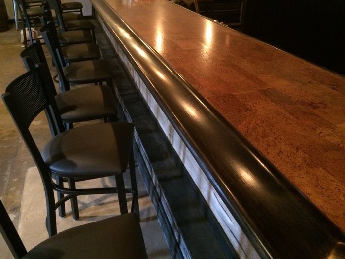 wood bar charlotte bulldog