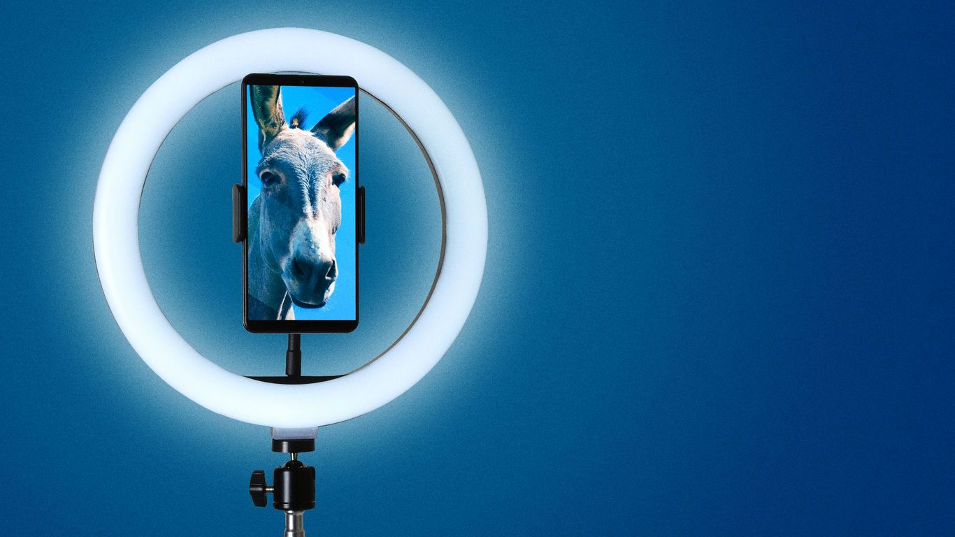 Liberal media's MAGA-like splintering challenges potential 2028 contenders