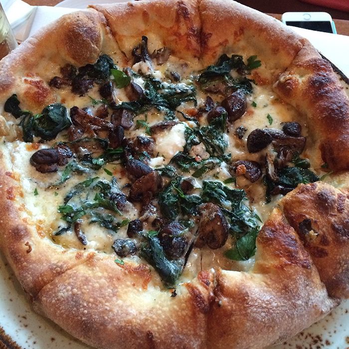 wolfgang-puck-pizza