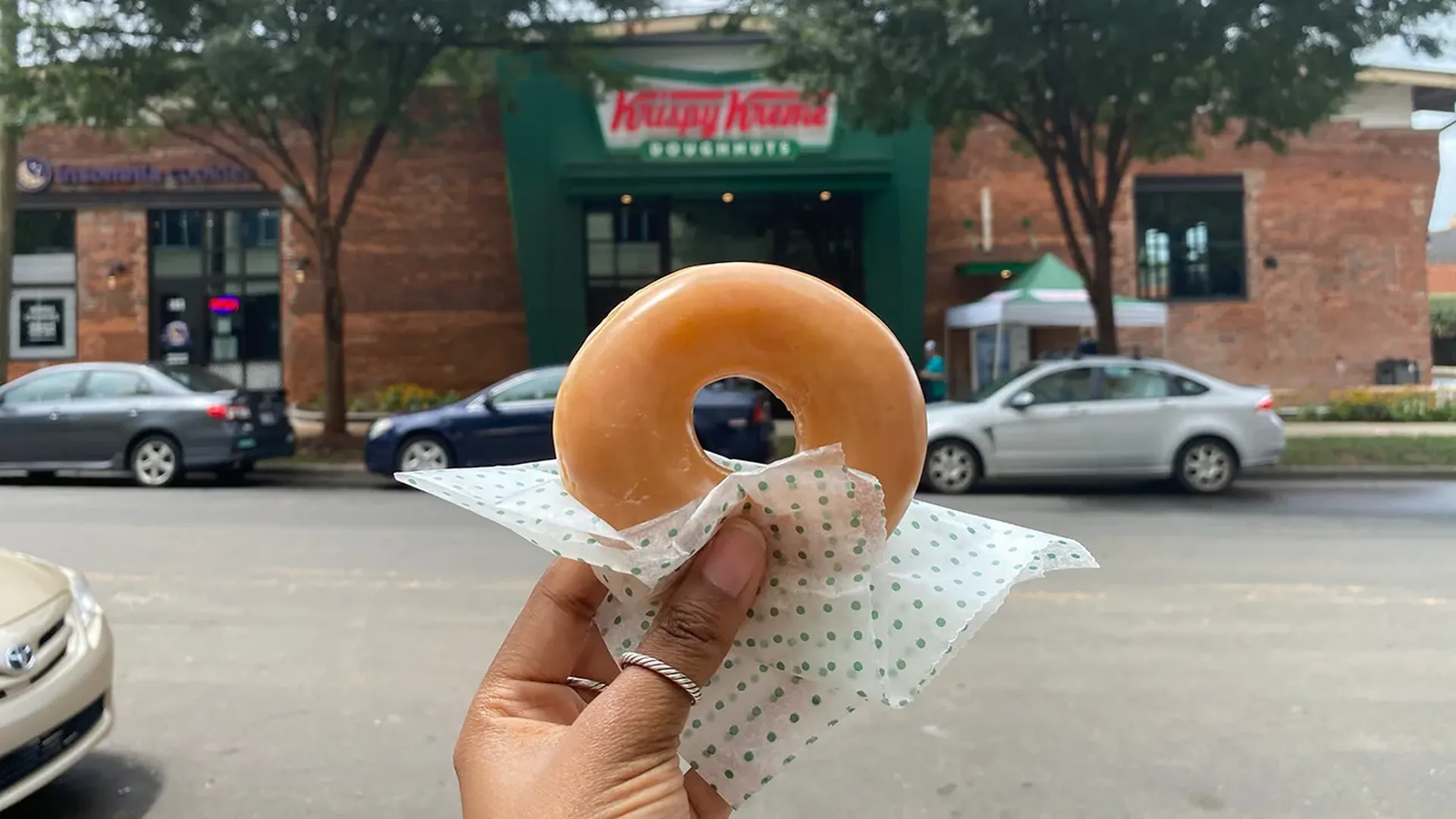 Krispy Kreme Exterior