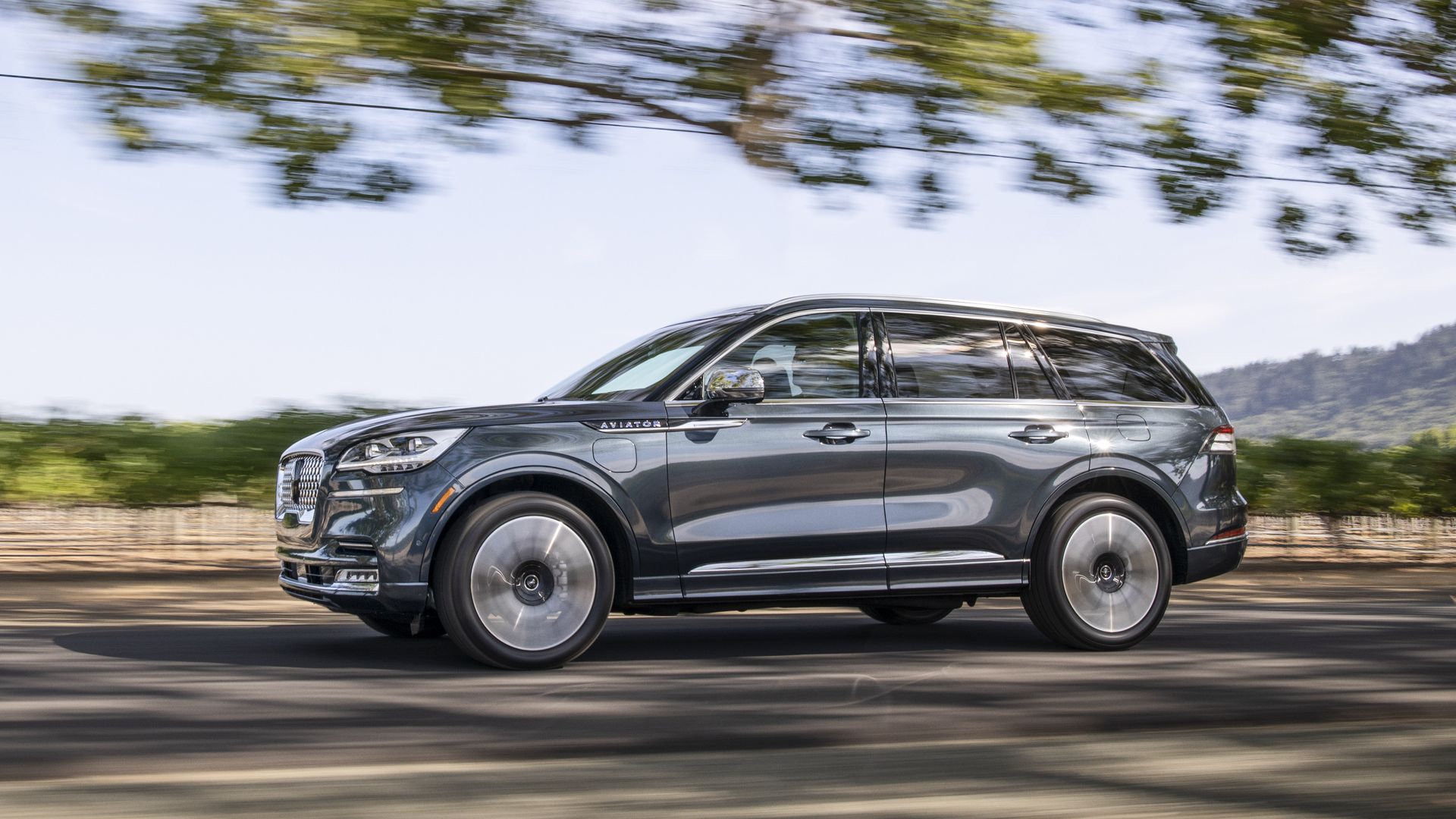 image of Lincoln Aviator Grand Touring plug in hybrid