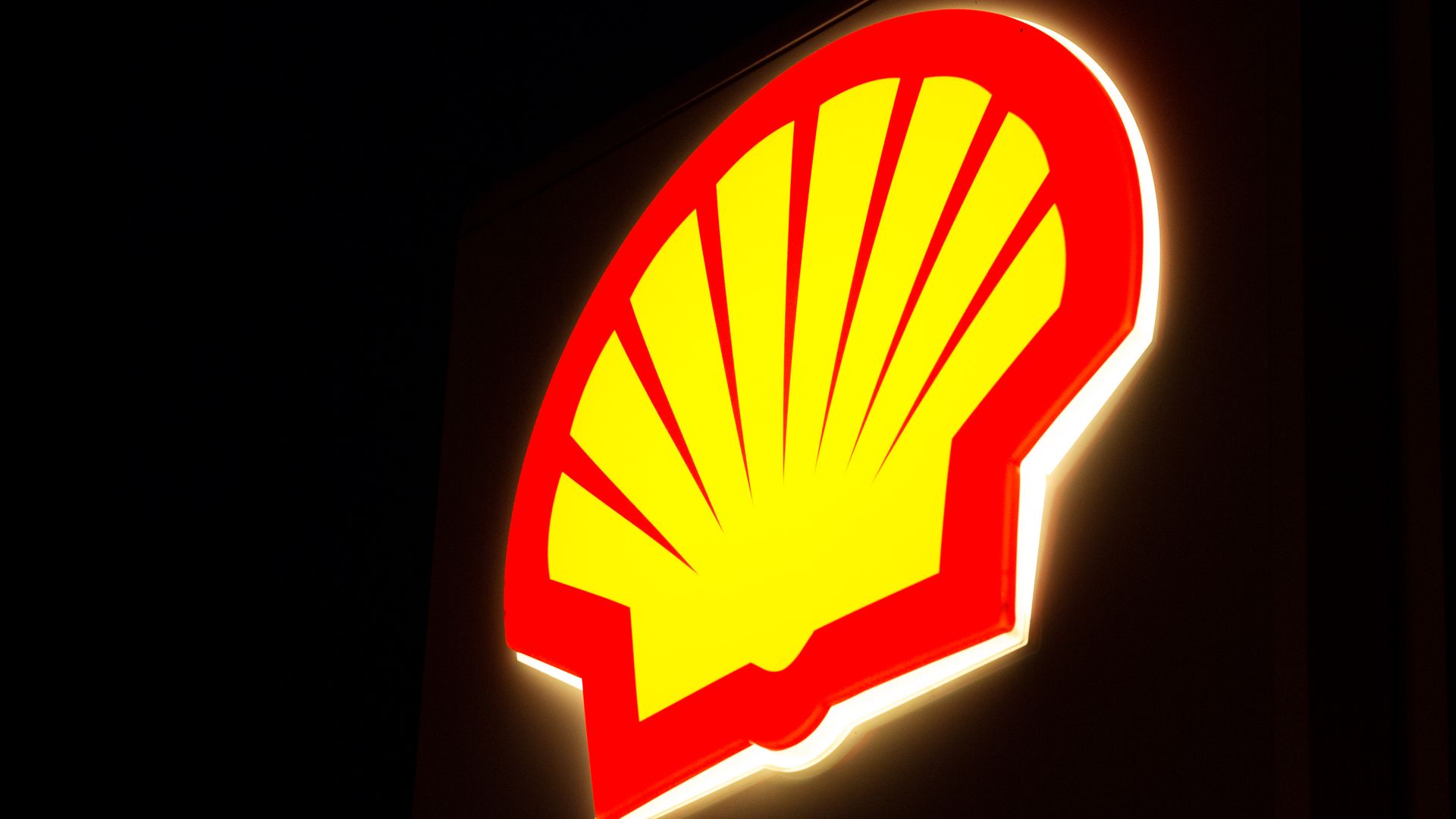 Shell petrol station logo