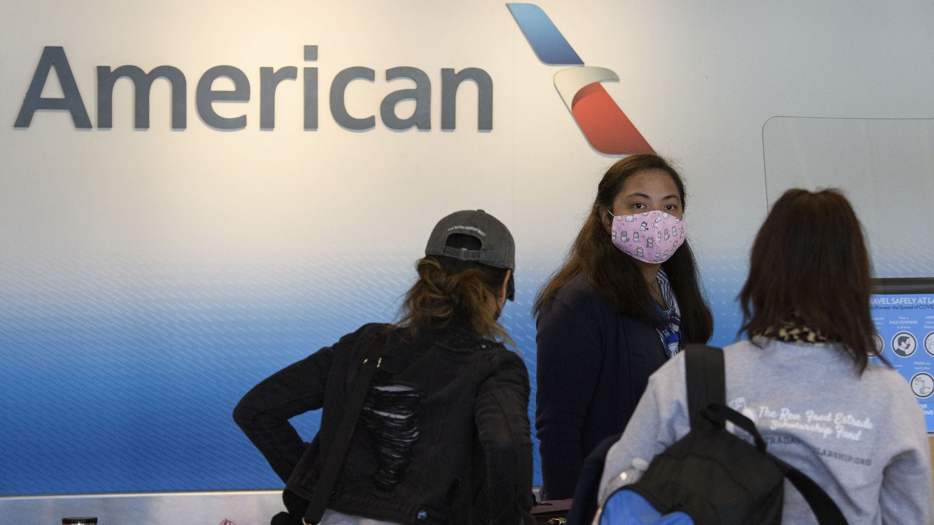 American airlines worker