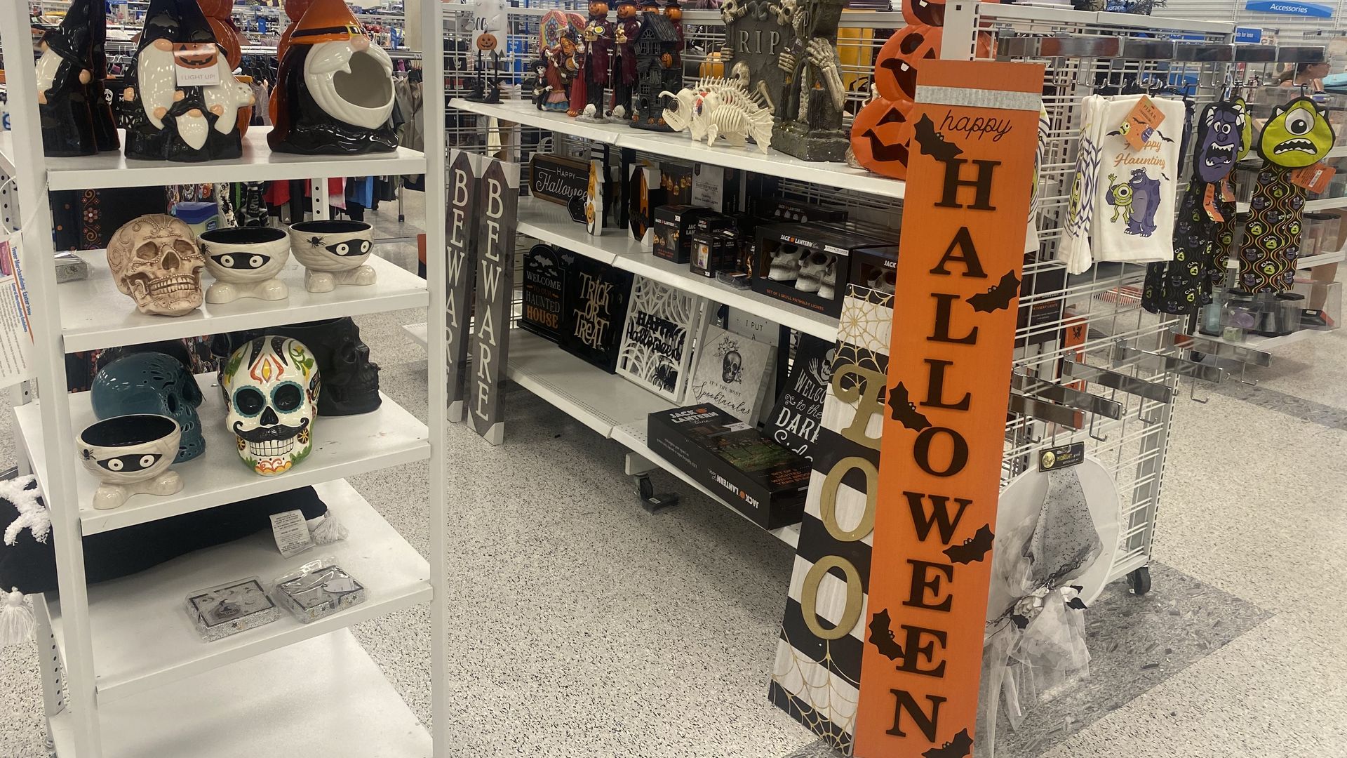 Halloween decoration in Ross in Salt Lake City
