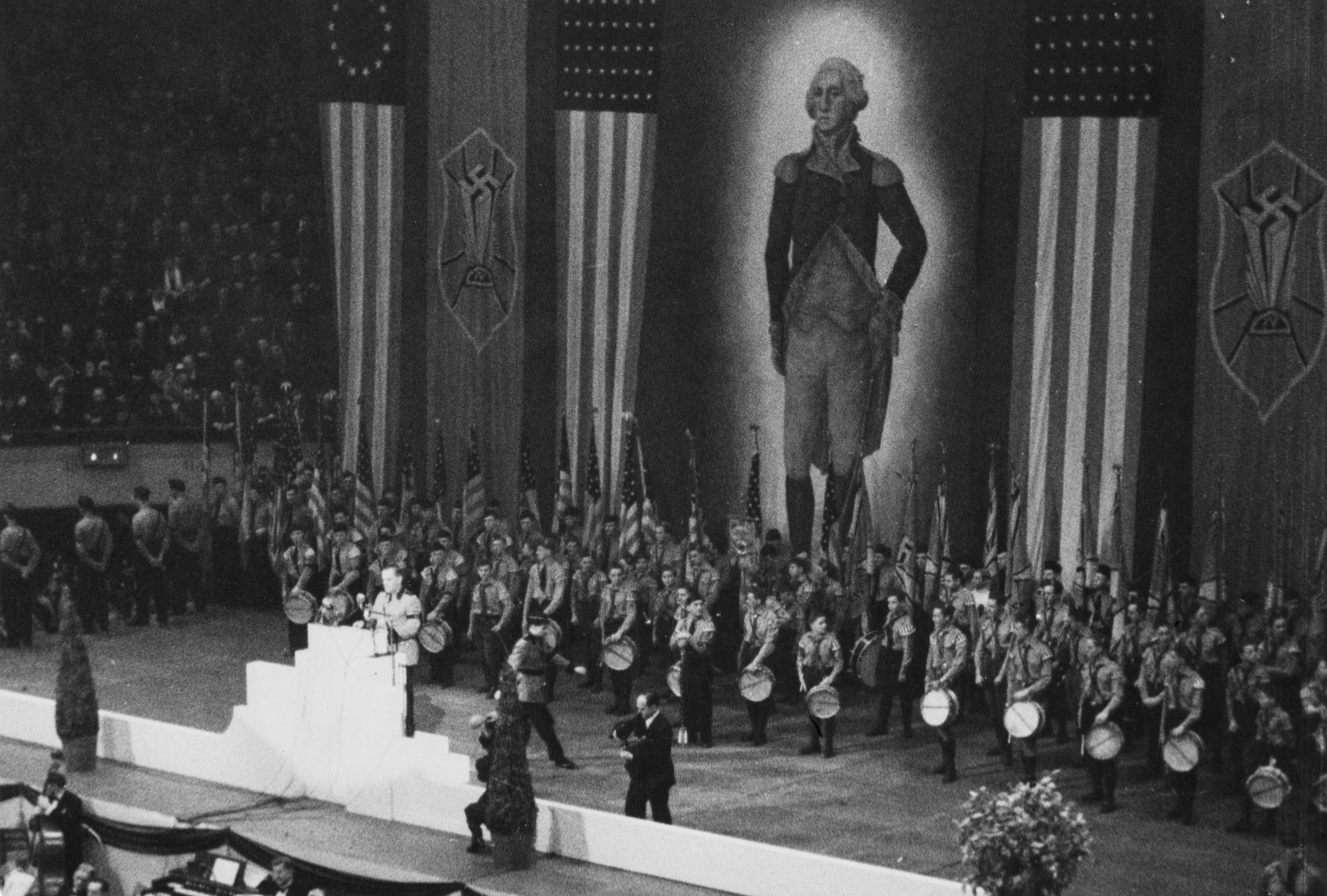 Trump's MSG rally draws comparisons to 1939 MSG Nazi event