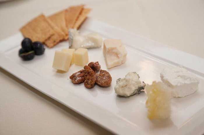 fig-tree-cheese-plate