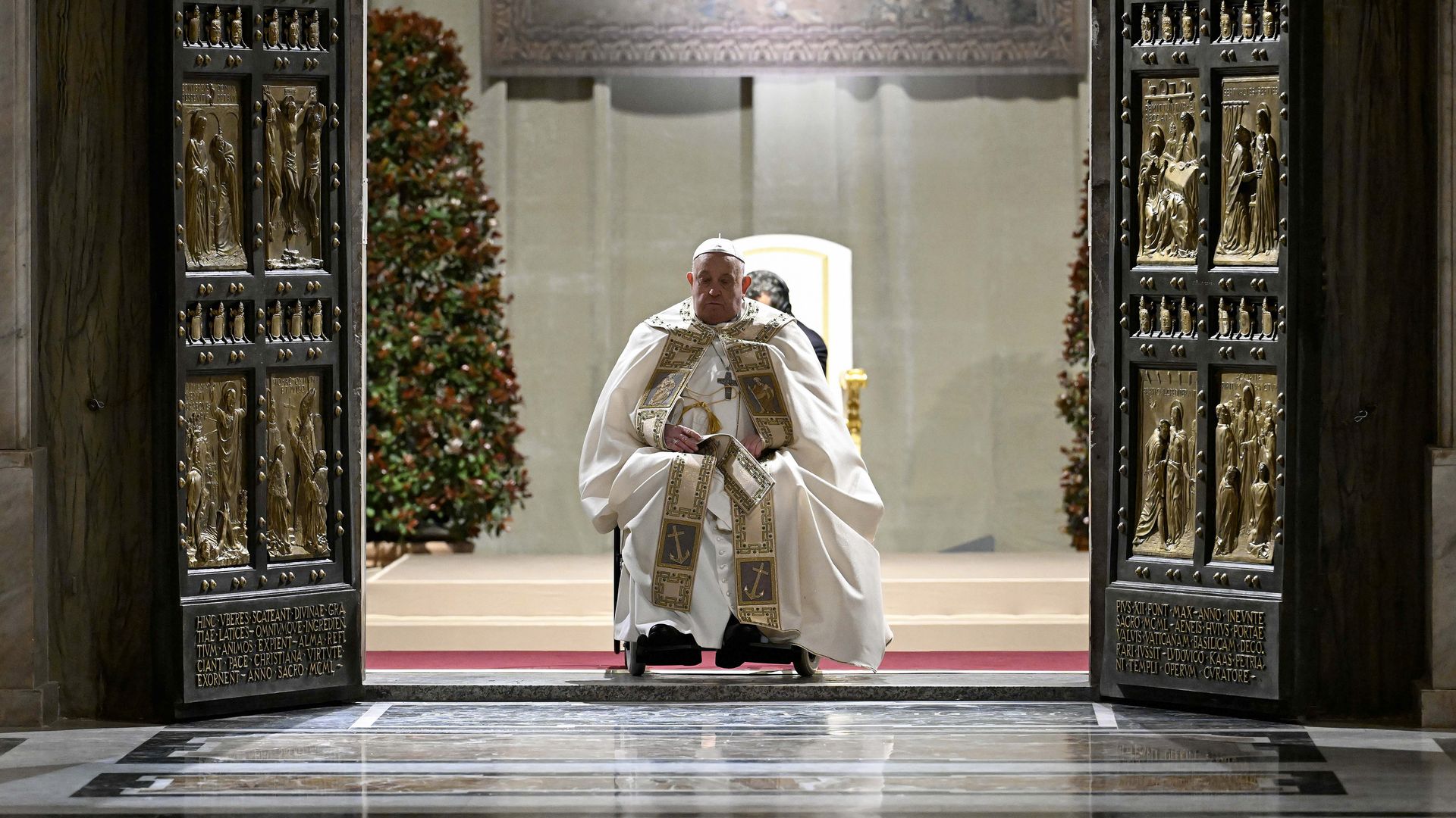 Pope Francis opens yearlong Jubilee