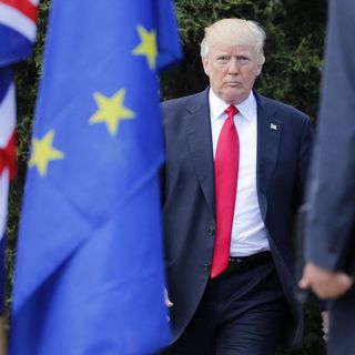Trump threatens EU, Mexico with 30% tariff rate