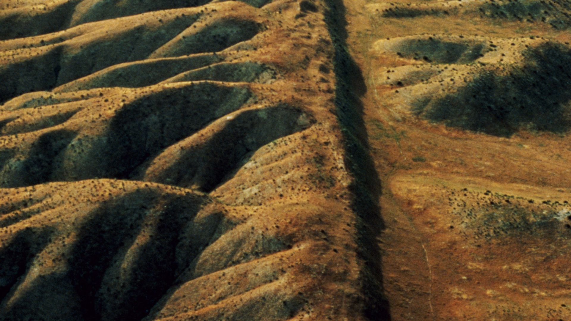 A photo of the San Andreas fault.