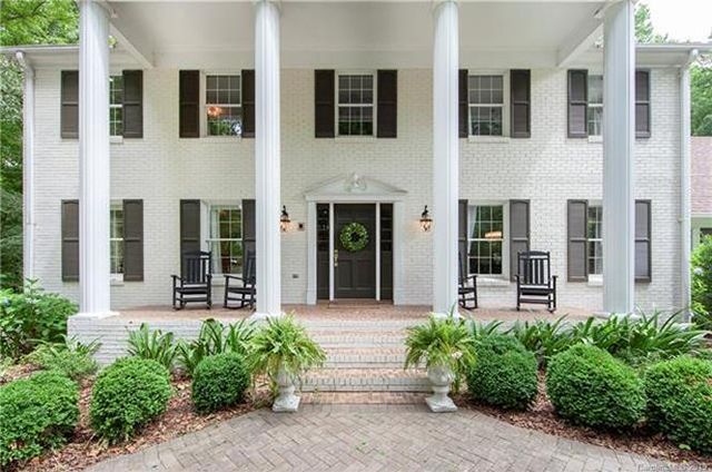 4033 Columbine Circle