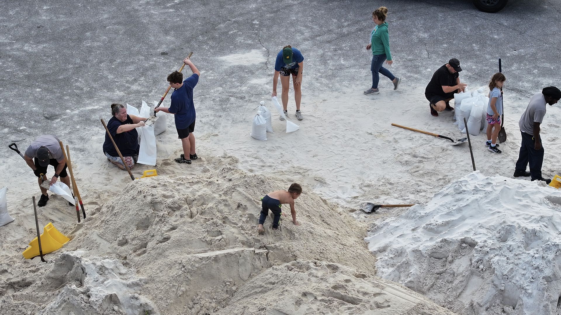 Helene tracker Live updates on hurricane's impact in Florida Axios