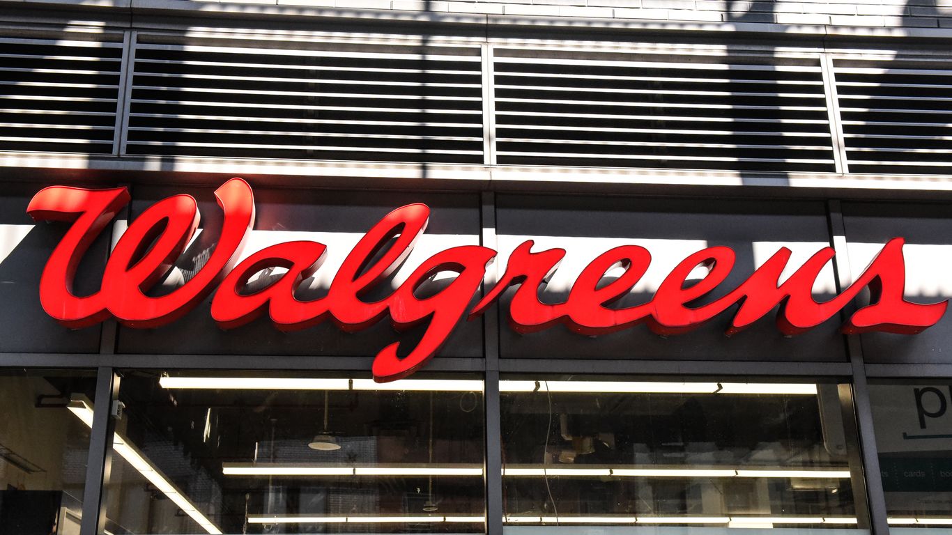 Walgreens settles lawsuit with Theranos patients for 44 million