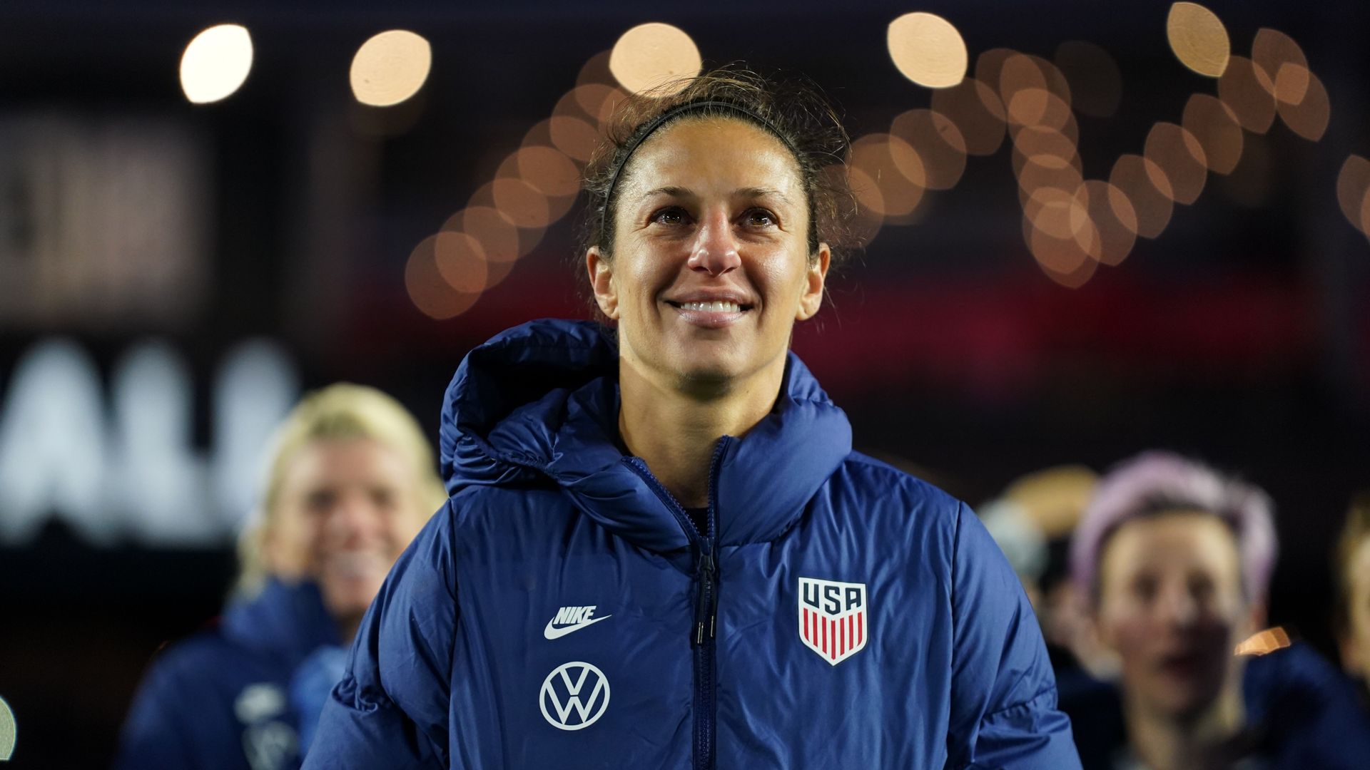 carli lloyd waves goodbye