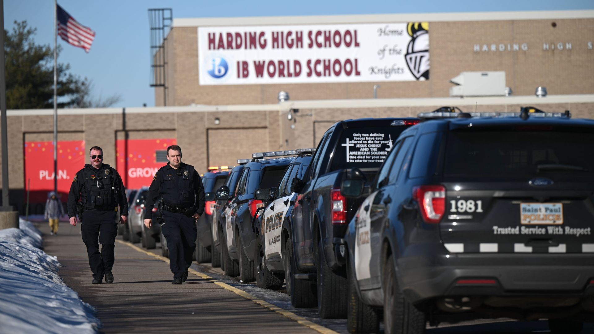 police outside harding high school