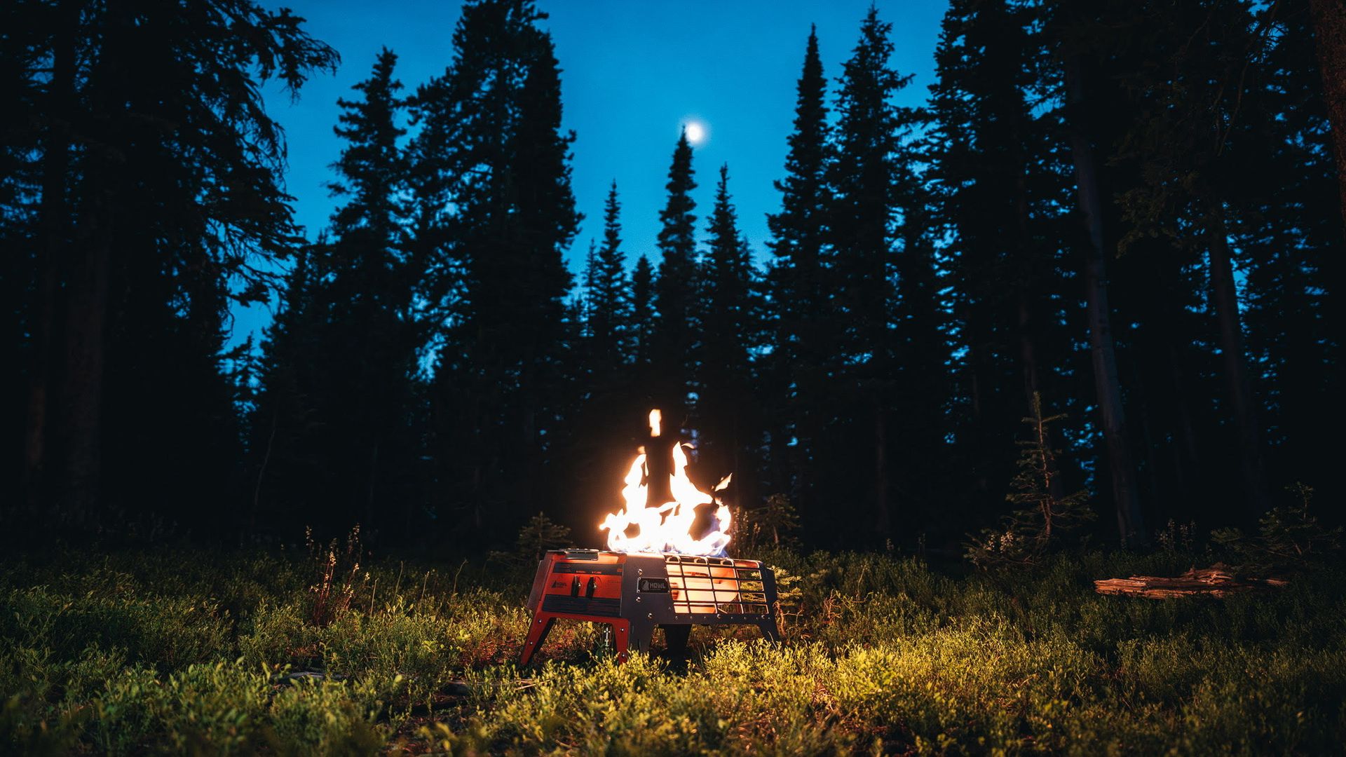 Howl portable campfire. Photo courtesy of Howl