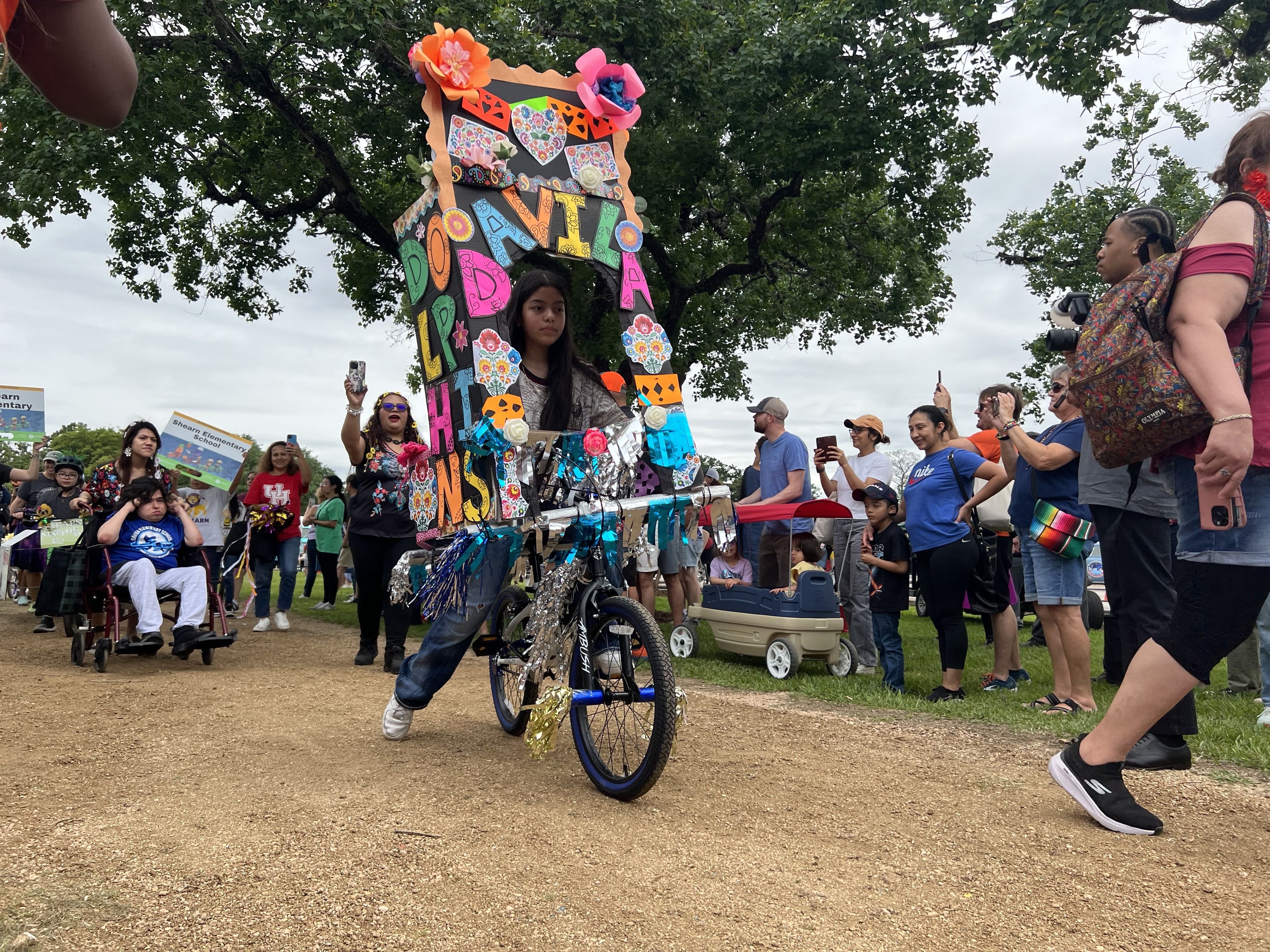 Photos du jour: Art Bike Parade - Axios Houston