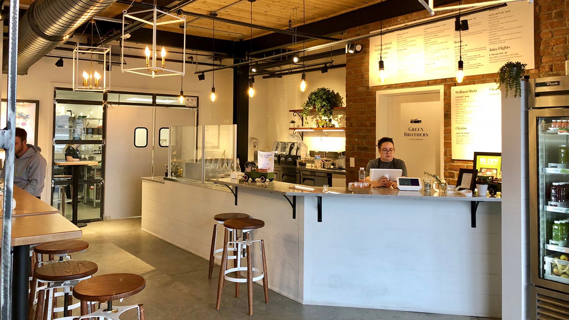 dilworth-space-at-green-brothers-juice