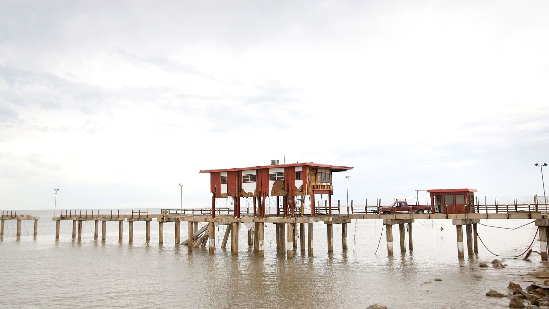 Photo of pier damaged by Hurricane Ike 