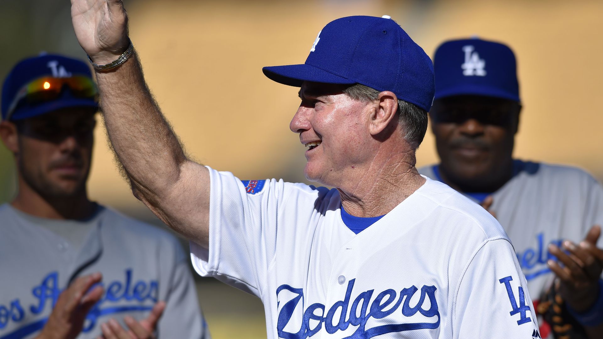 Former Dodgers player Steve Harvey running for California Senate as a  Republican