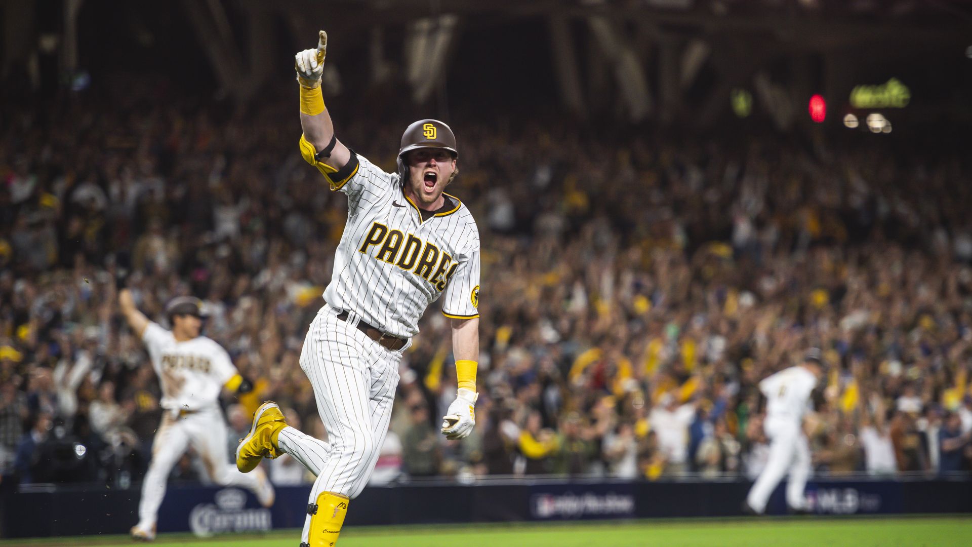 Jake Cronenworth during the 2022 playoffs.