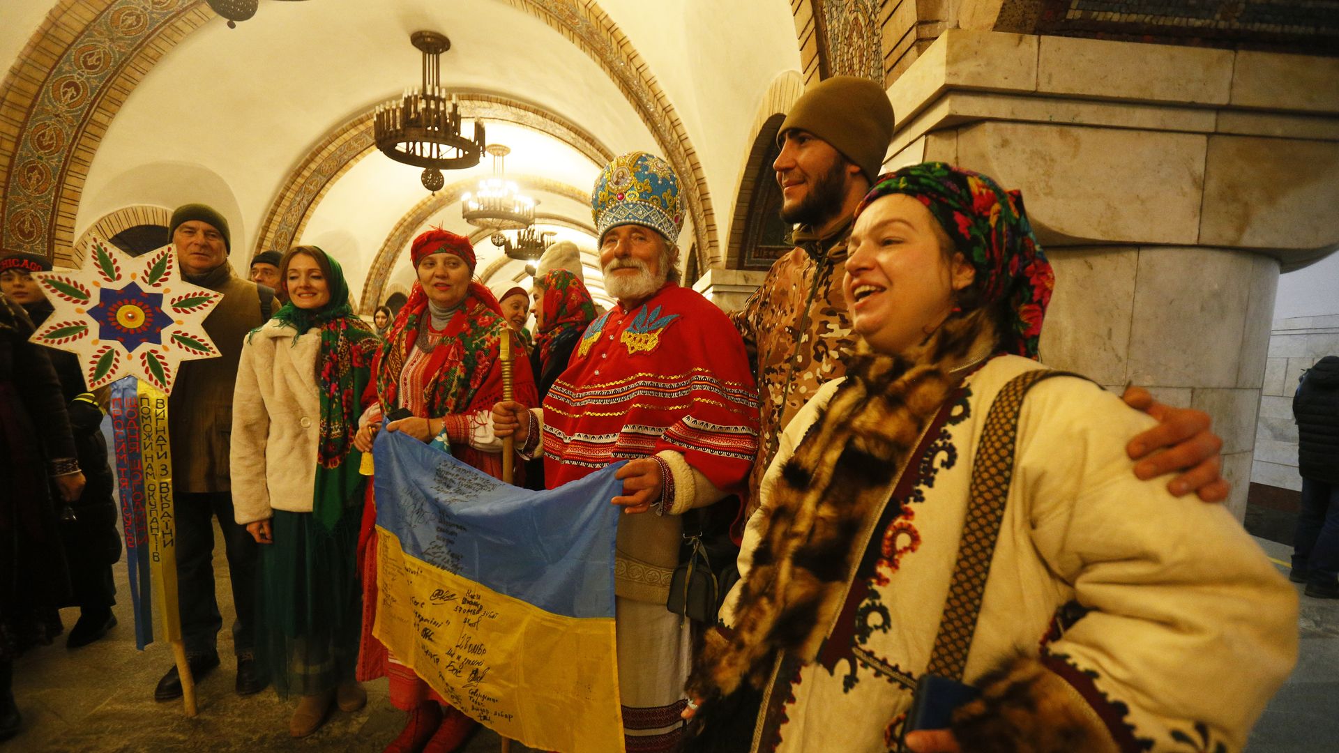 Some Ukrainians rebuke Russia by moving up Christmas