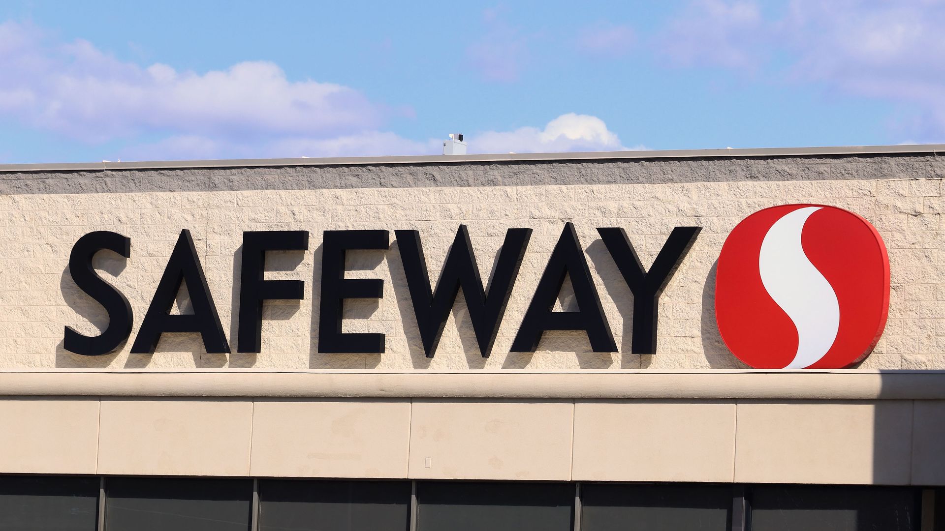 Safeway food store company logo above store entrance, northern Idaho. (Photo by: Don & Melinda Crawford/Education Images/Universal Images Group via Getty Images)