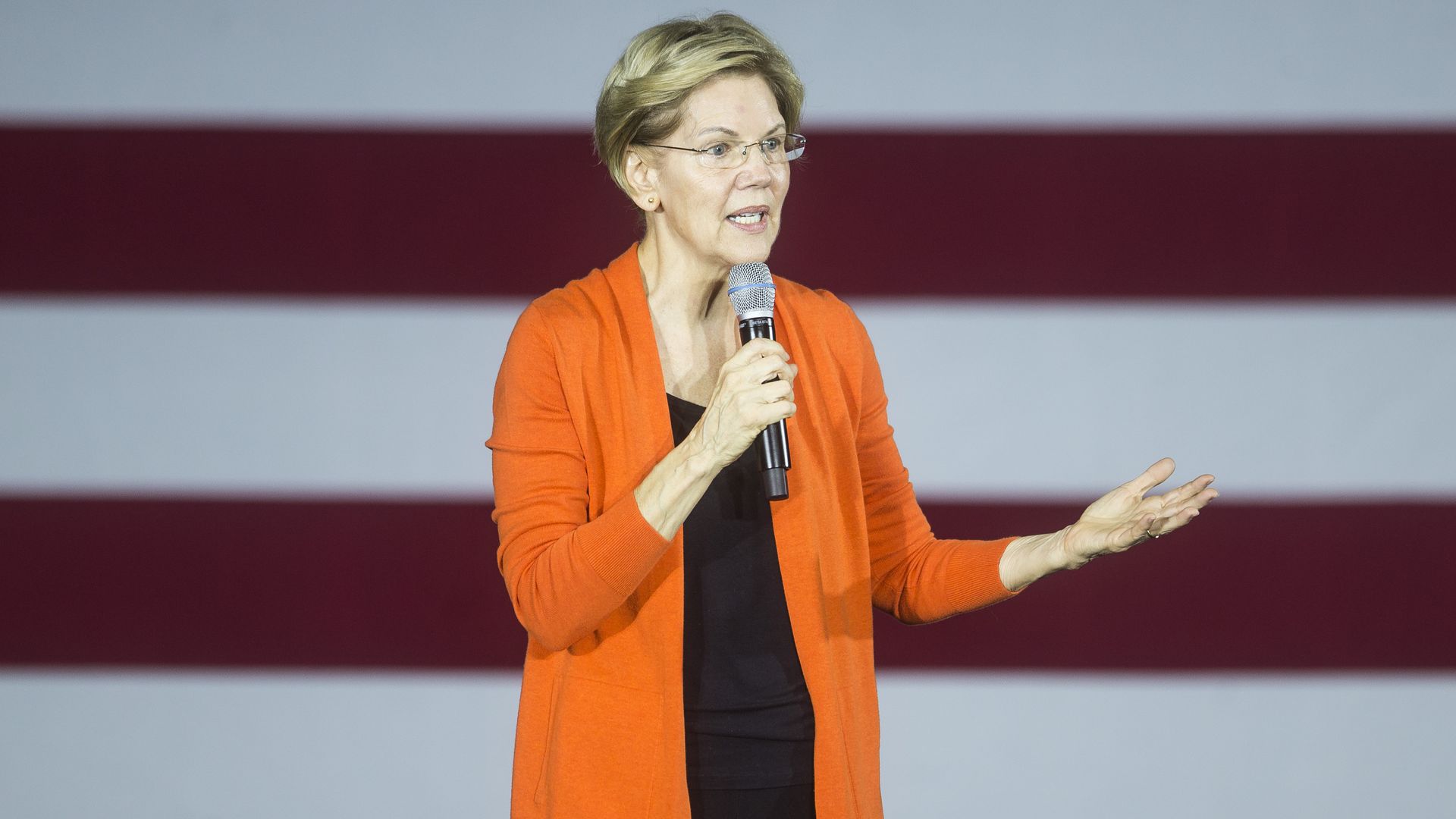 Democratic Presidential Candidate Sen. Elizabeth Warren (D-MA) speaks during a town hall event on October 18, 2019 in Norfolk, Virginia.