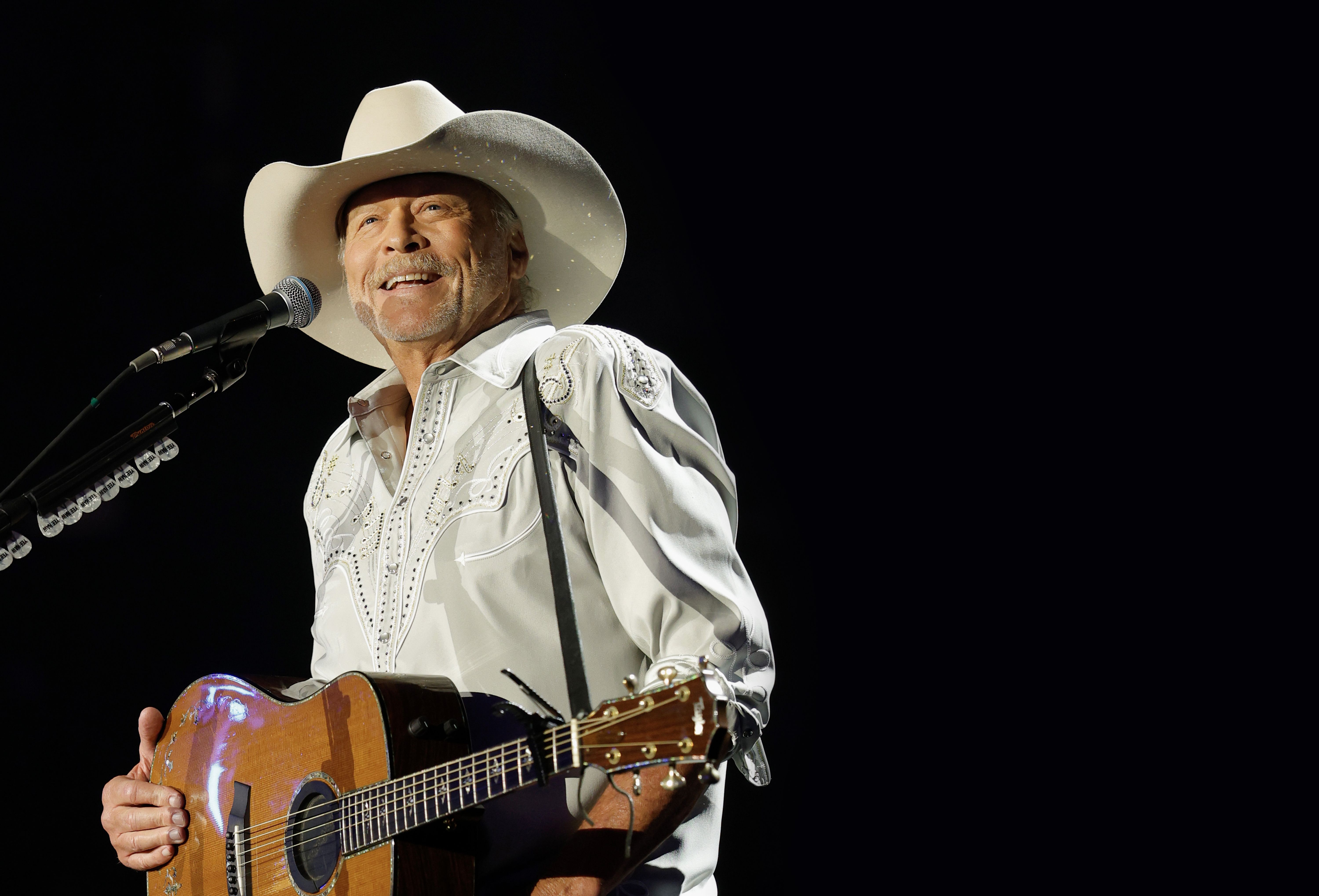 Alan Jackson performs onstage