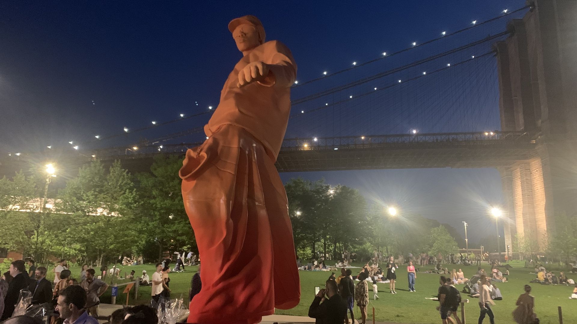 A photo of a Virgil Abloh statue in Brooklyn.