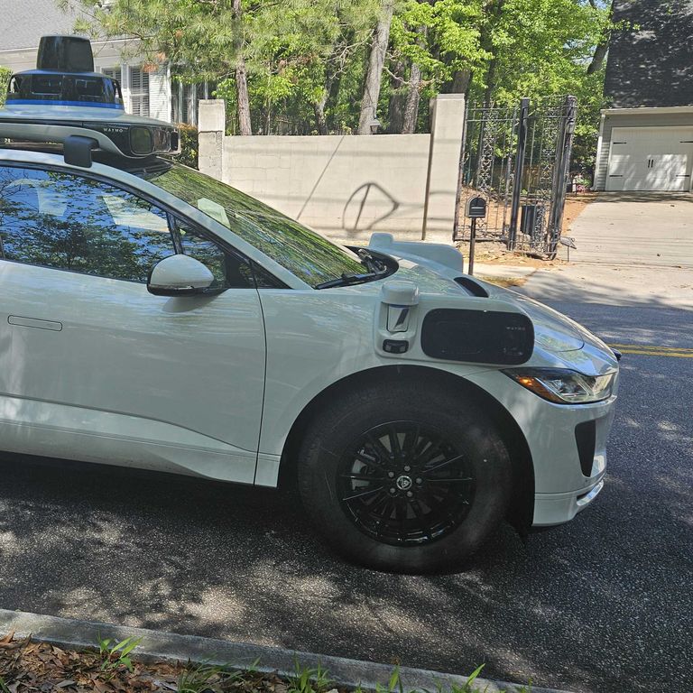 Uber opens early sign-up for robotaxi riders in Atlanta - Axios