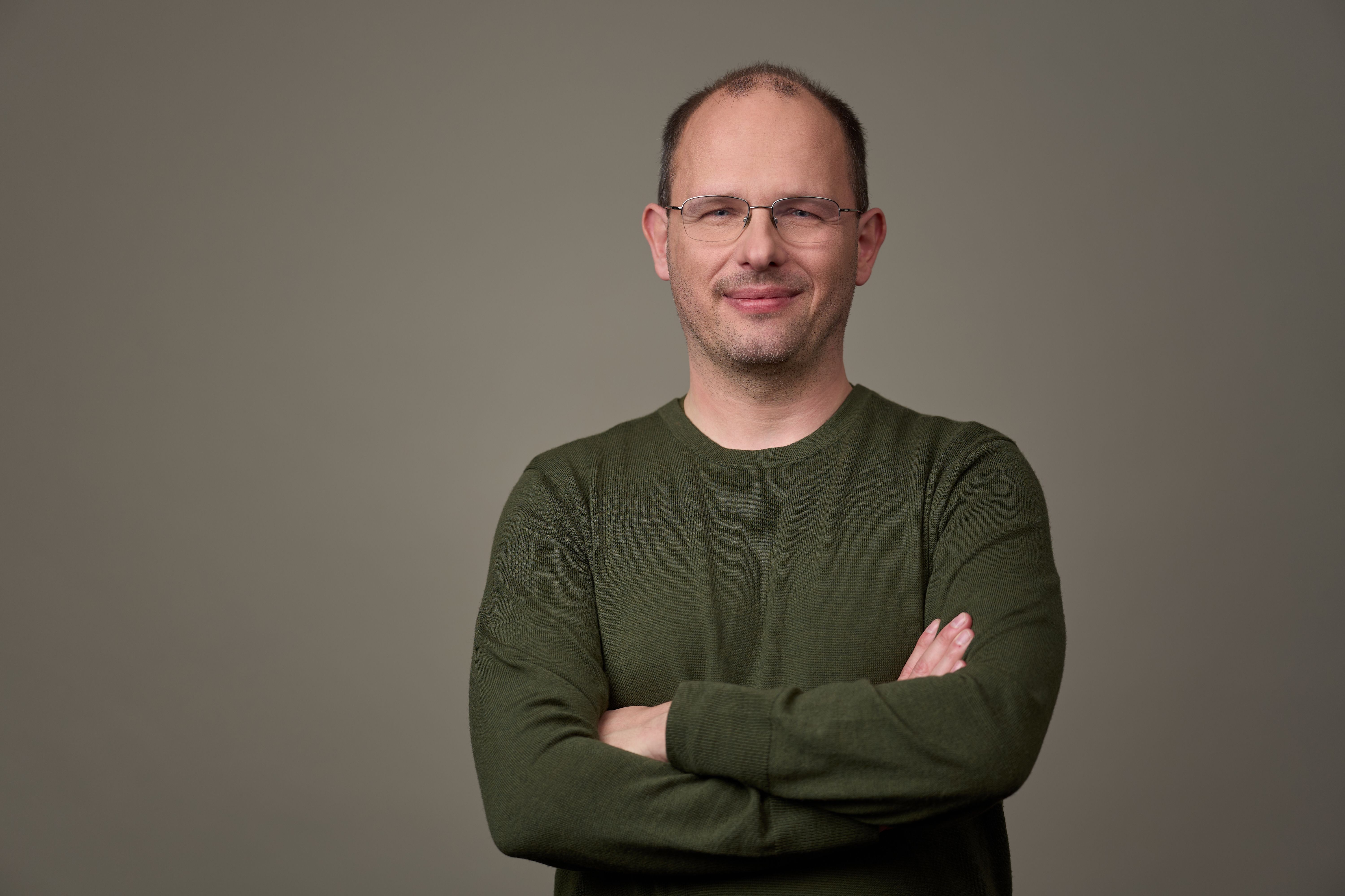 axios.com - Ina Fried - Former GitHub CEO launches AI coding startup