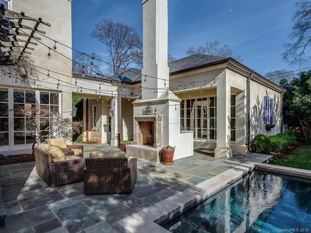 1617 Queens Road pool