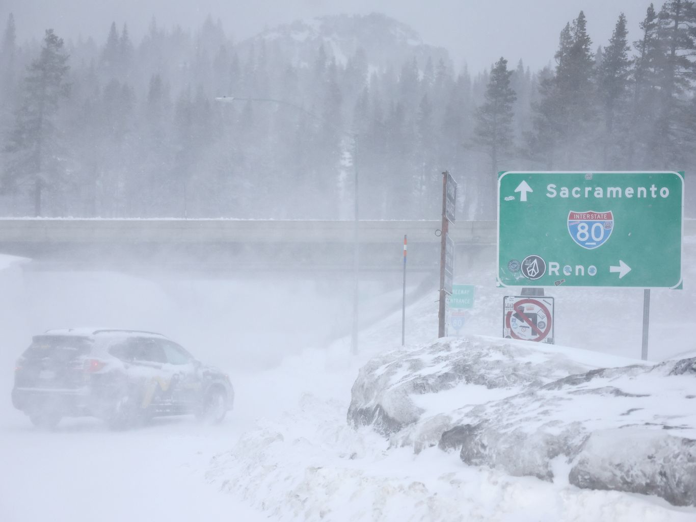 Sierra Nevada blizzard snarls travel with 12 or more feet of snow