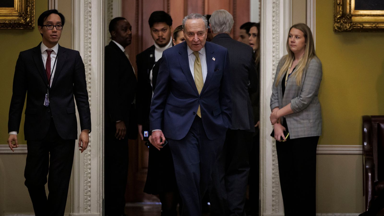 Senate cuts into holiday recess to pursue yearend border deal