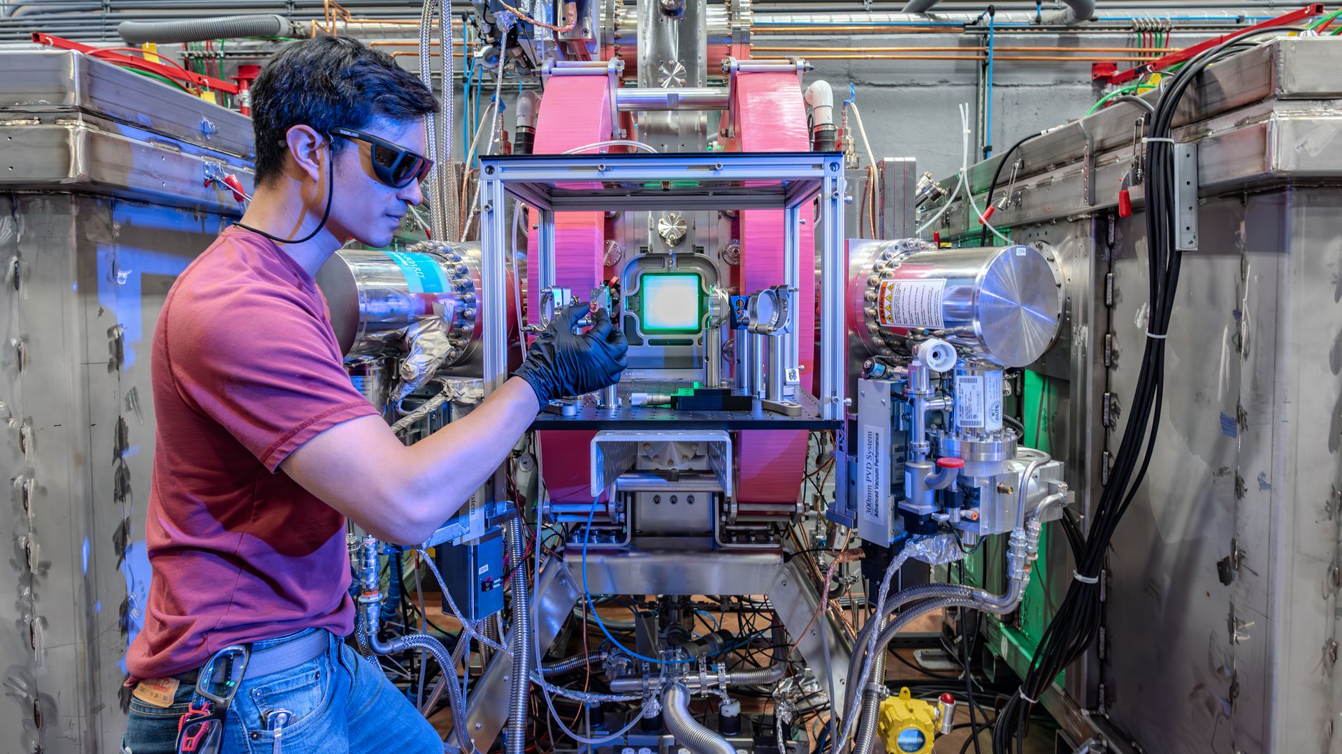 A novel laser built by fusion startup Xcimer and funded by VCs.