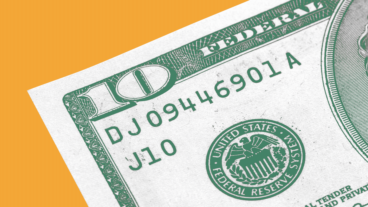 Illustration of an animated 10-dollar bill, with the number changing to 11, 12 and 13.
